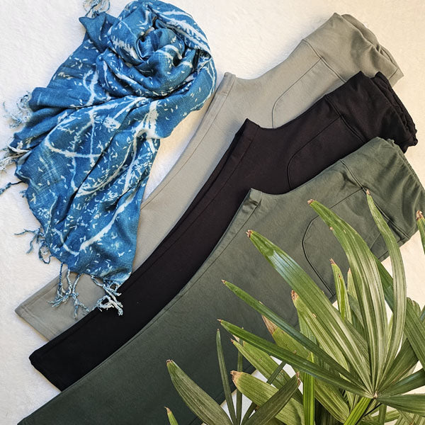 Gaeden Shawl Cyano Print – view 9