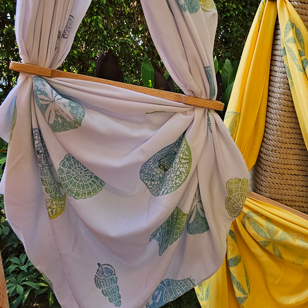 Wrap and Roll Beech Wood Tote – view 2