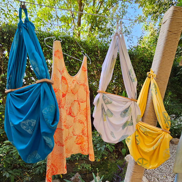 WRAP AND ROLL BEECH WOOD TOTE