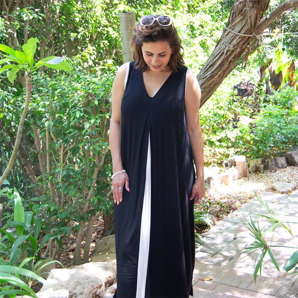 BREEZE V-NECK VISCOSE DRESS (Black&White)