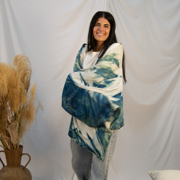 CW1 Shibori Cyano Scarf