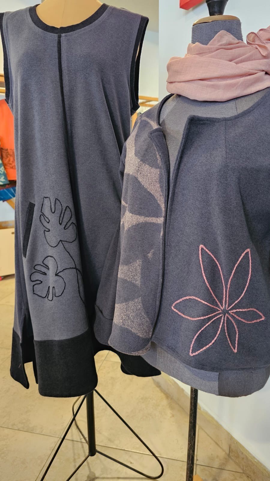 Bashera Tree Jacket – navy, close-up of the pink embroidered flower – view 5