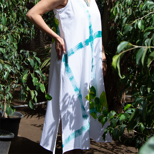 Leaf and Line Cotton Midi Dress – view 2