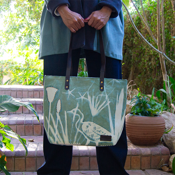Saqara Cyano Tote Bag – view 5