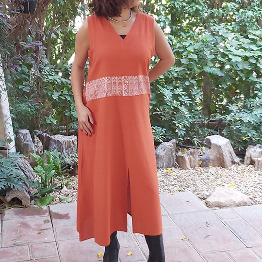 Terra Linen Midi Dress – view 2