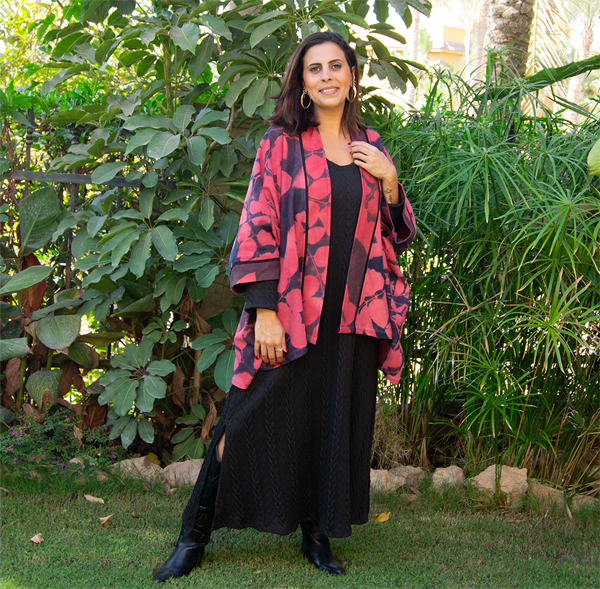 Winter Blossom Kimono Cyano Free Size – cyanotype sun-printed women's kimono by MIM Creative Wear, Egypt